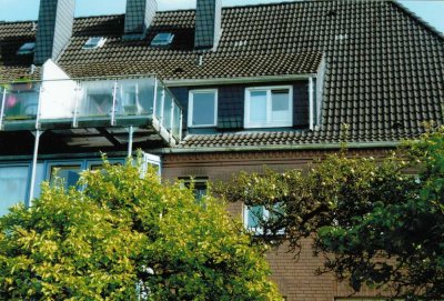 Schöne 3 Zimmer DG-Wohnung in Kronshagen ab sofort