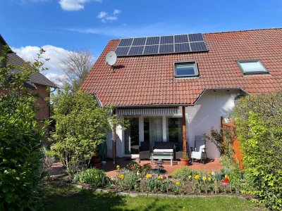*Reserviert* Moderne Doppelhaushälfte in begehrter Lage - Top-Zustand, Energieeffizienzklasse "A"