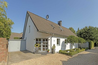 Schopp | Hochwertiges Einfamilienhaus + Einliegerwohnung in ruhige Lage
