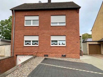 Vollständig renovierte Wohnung mit vier Zimmern in Herzogenrath