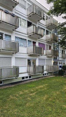 Stilvolle, gepflegte 1-Zimmer-Wohnung mit Einbauküche in Eschborn