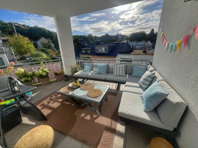 NEUBAU 24: stilvolle 4,5-Zimmer Whg mit herrlicher LOGGIA & EBK