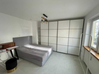 Charmante 1,5-Zimmer Wohnung im 1. OG in München Maxvorstadt