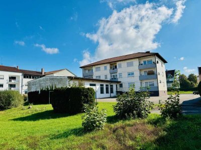 Hochinteressantes MFH mit Halle und großem Grundstück für weitere Bebauung