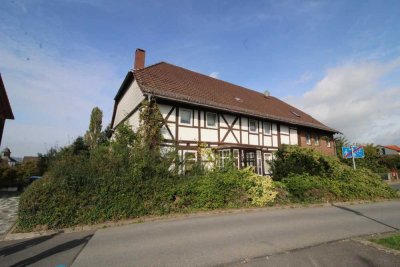 Freistehendes Mehrfamilienhaus