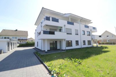Moderne Neubau Penthouse Wohnung mit 3 Zimmer über 2 Etagen mit Fahrstuhl und Garage