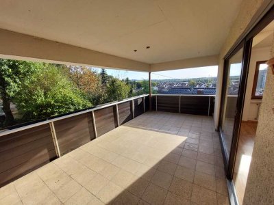 4,5 Zimmer in ruhiger Top-Aussichtslage mit übergroßem Balkon
