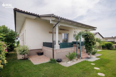 "Wohnen wie im Urlaub" 5 Zimmer-Bungalow mit großem Wohnkeller und Garage