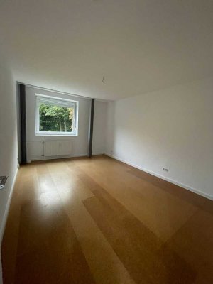 650 € - 56 m² - 2.0 Zi.