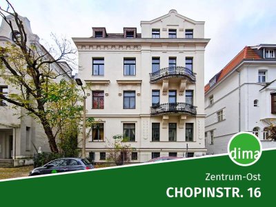 ruhige, teilmöblierte City-Whg. mit Süd-Balkon zum Hof, Tageslichtbad, Einbauküche, Stellplatz usw.