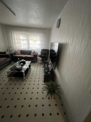 3 Zimmerwohnung, und Keller