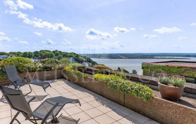 Licht. Weite. Elbe. Exklusive Wohnung mit Panorama und Privatsphäre im Herzen von Blankenese