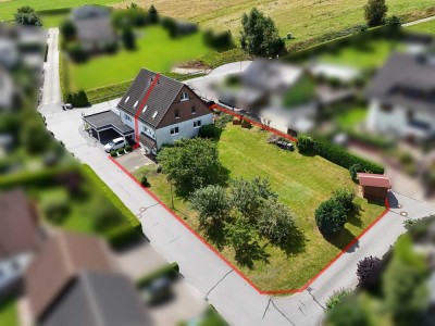 Tolle Doppelhaushälfte mit Garage & herrlichem, großen Garten in Toplage in Lauter-Bernsbach