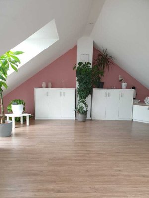 Schöne 3 Zimmer Maisonette Wohnung
