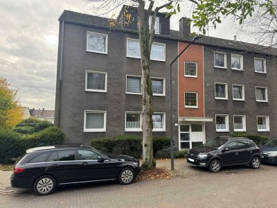 Apartment mit Einbauküche und großem Balkon  *WBS erforderlich und ab 60+