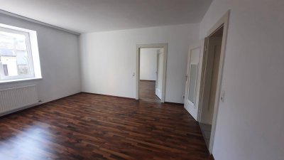 Sonnige 90m² Wohnung mit Terrasse Nähe Klinikum Wels