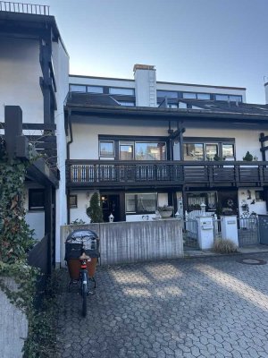 Stadtnah I Geräumig I Kompakt I Gemütliches Reihenendhaus mit Tiefgaragenstellplatz