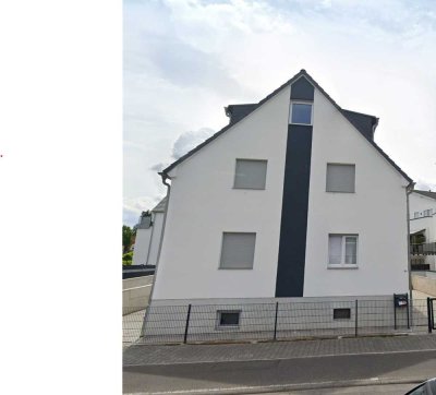 Helle Dachgeschoss-Wohnung im Erstbezug| 2 Zimmer