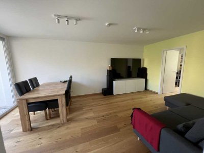 Luxuriöse 4-Zimmer Traumwohnung | Komplett renoviert | Tiefgarage | Maßgefertigte Einbauküche