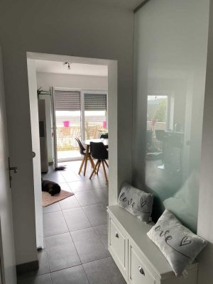 Moderne 4-ZKB-Maisonettewohnung mit hochwertiger Ausstattung, 2 Balkonen & Stellplatz