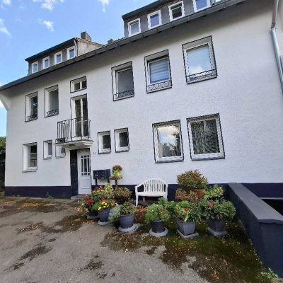 Gepflegte, teilmöblierte 2-Zimmer Wohnung Nähe Klinikum