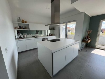 ***Urbanes Wohngefühl*** Moderne 3-Zimmer-Wohnung mit herrlichem Südbalkon