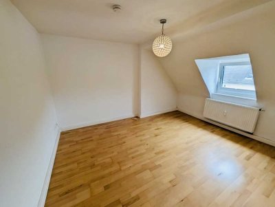 Helle 2,5-Zimmer Dachgeschosswohnung in Rüttenscheid