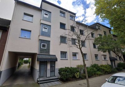 Renovierte 2 Zimmer Wohnung mit neuem Bad und schönem Balkon in Bochum, Günnigfeld