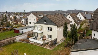 Gepflegtes Ein-/Zweifamilienhaus mit Ausbaureserve in ruhiger Lage