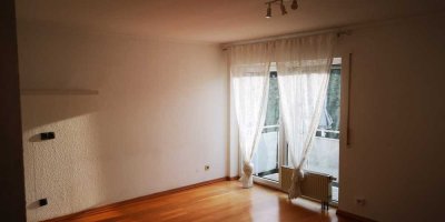 Lichtdurchflutetes 1-Zi-App. mit sonnigem Balkon und Bick ins Grüne