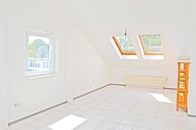 2 Zimmer Wohnung, DG, 55m² Bruchsal, sehr schön gelegen