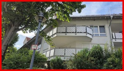 Vermietete helle 2,5-Zimmer-Etagenwohnung mit großem Balkon
