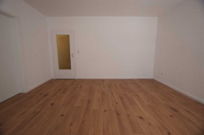!!! Das Glück hat ein Zuhause: Schöne 2-Zimmerwohnung !!!