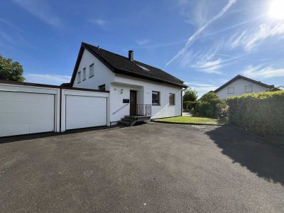Familienfreundliches Einfamilienhaus mit Einliegerwohnung, Garten und Doppelgarage – Provisionsfrei