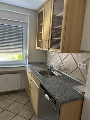 gepflegte 2 Zi. Wohnung im Zentrum von Wevelinghoven