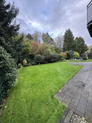 Erdgeschosswohnung mit Gartenmitbenutzung und Stellplatz