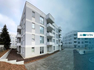 Hoch oben: Gemütliche 2-Zimmer-Wohnung mit Balkon und Einbauküche in Teltow