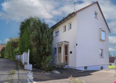 Mehrgenerationenhaus mit großem Grundstück!