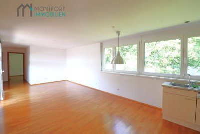 Zentrale 2 Zimmerwohnung mit Balkon und Carport-Platz in ruhiger Lage