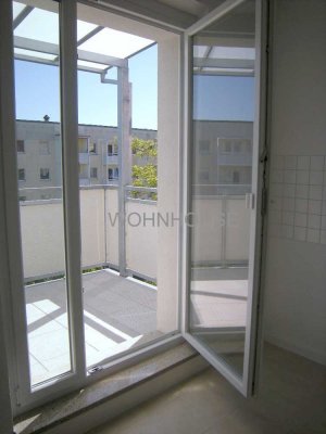+++2-Zi.Whg. mit großem Balkon+saniert++ Sichtschutz/Stellplatz möglich !! Dölitz+++