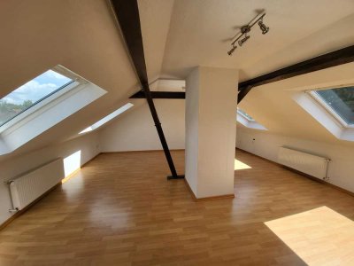 1,5 Zimmer Dachgeschoßwohnung Nähe Uni Witten