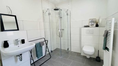 Kapitalanlage: Vermietet Eigentumswohnung mit Stellplatz!