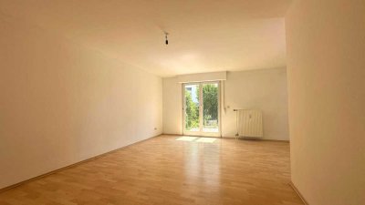 Gepflegte Erdgeschosswohnung mit Terrasse, Balkon & Garten
