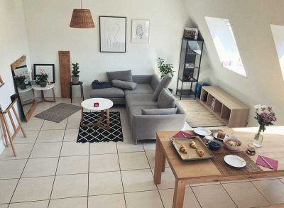 Vollmöblierte 3,5 Zimmer Maisonette in Neu-Ulm Stadtmitte (ab 01.08. oder 01.09.)
