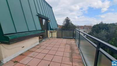 Sanierungsbedürftige 4-Zimmer Terrassen-Wohnung mit viel Potenzial!