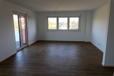 Exklusive Penthouse-Wohnung mit großem Bad & Dachterrasse