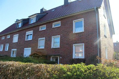 TT bietet an: Gemütliche Hochparterrewohnung im Stadtteil Heppens - Perfekt für Studenten, sow