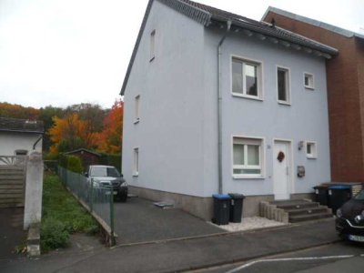Einfamilienhaus am Waldrand, 4 Zimmer, Brühl-Vochem, 2003, Stellplätze, Ruhiglage