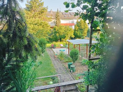Schöne 1-Zimmer-Wohnung mit Balkon