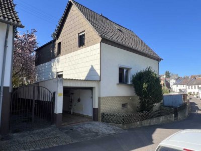 Zeitloser Wohntraum mit viel Platz und schönem Garten